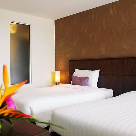 Lub Sbuy House Hotel - Sha Phuket Esterno foto