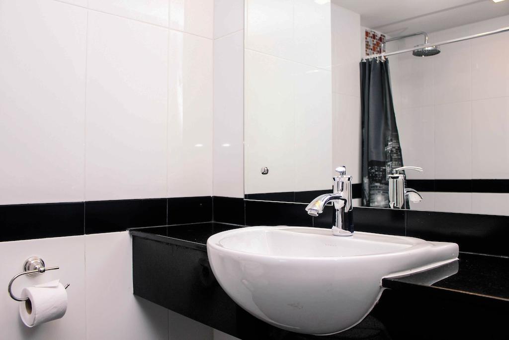 Lub Sbuy House Hotel - Sha Phuket Esterno foto